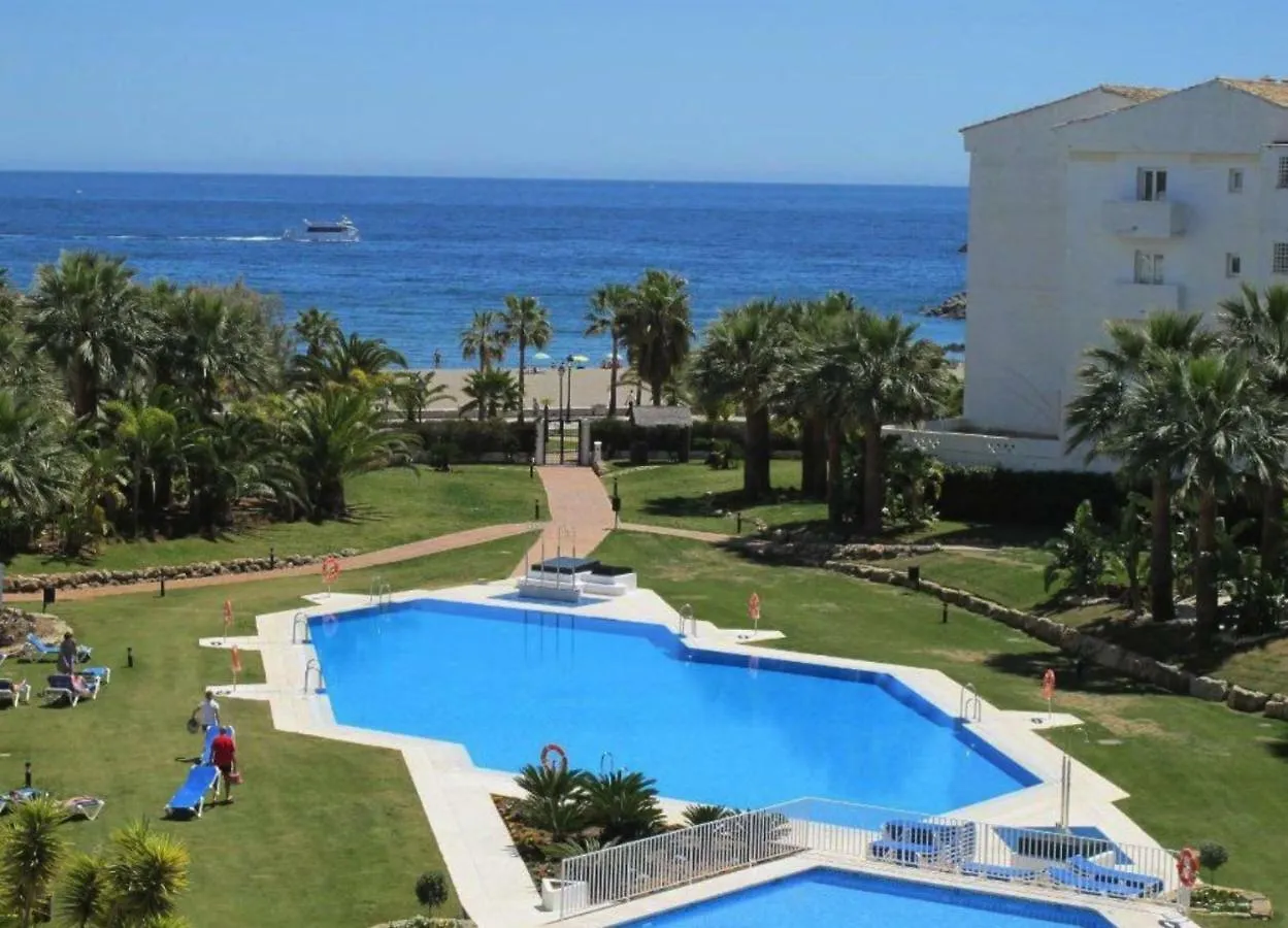 Beachfront Apartment In Puerto Banus, Playa Rocio Marbella