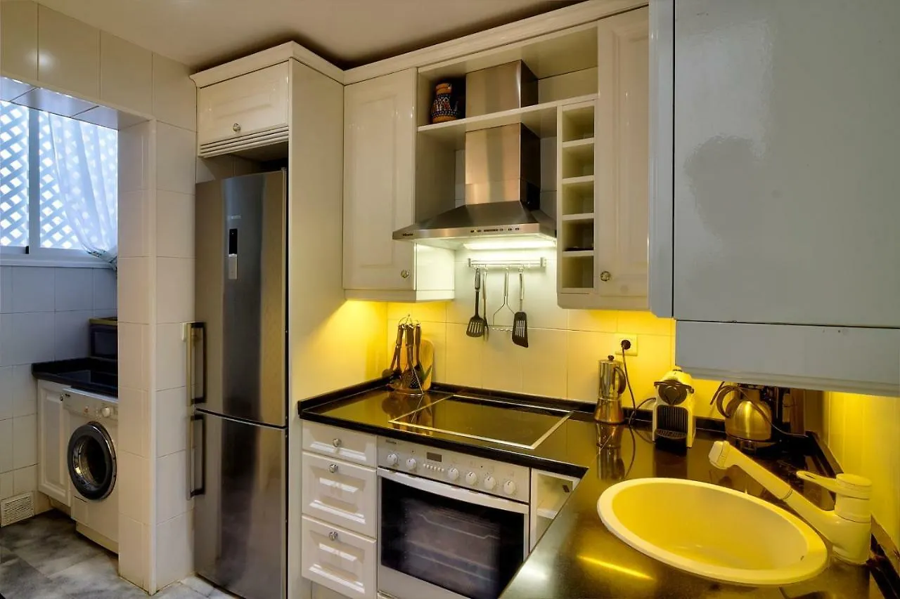 Beachfront Apartment In Puerto Banus, Playa Rocio Marbella 0*,